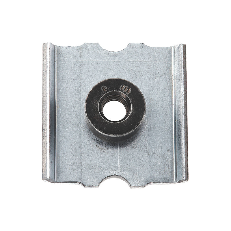 RECTANGULAR WELD PLATE M8 CL10 - 42 x 44 x 12 mm